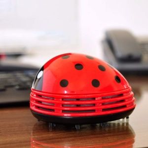 NWT Ladybug Mini Desktop Vacuum Desk Dust Cleaner